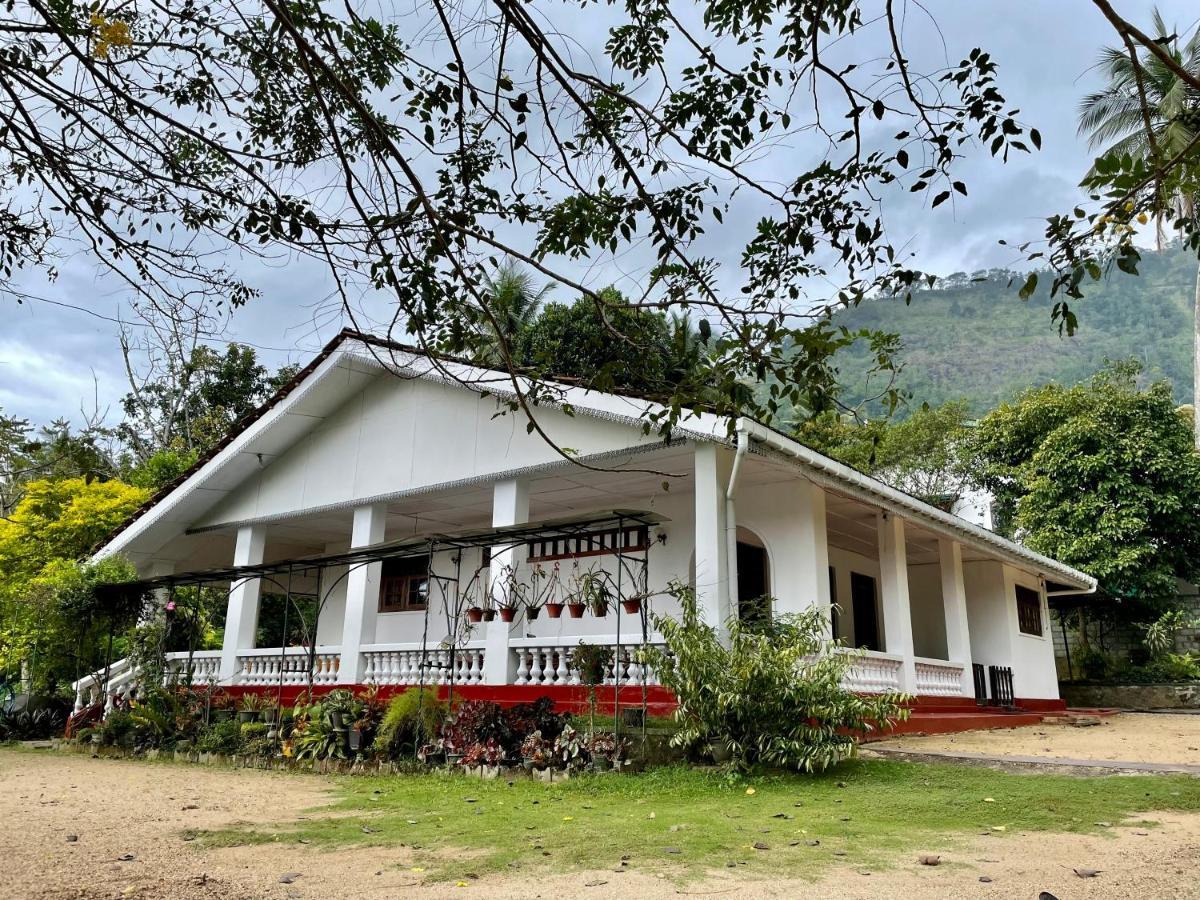 Shadey Cottage Gampola Bagian luar foto